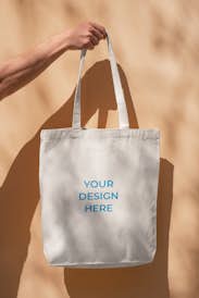 Tote bag in the hand of a man